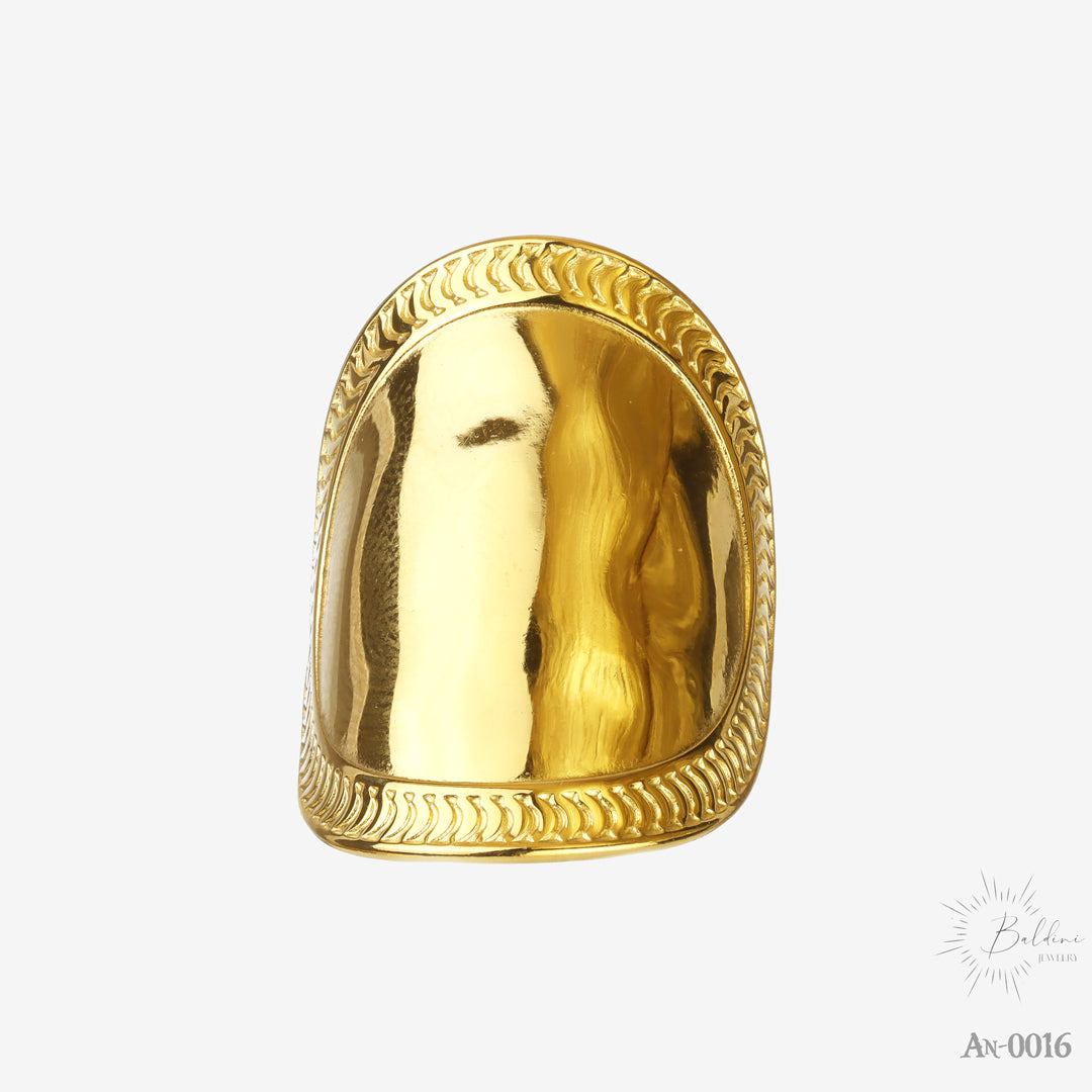 Anillo Domo Ovalado con Borde Trenzado